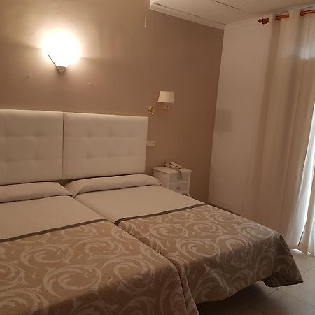 Hostal Centro Толедо Екстериор снимка