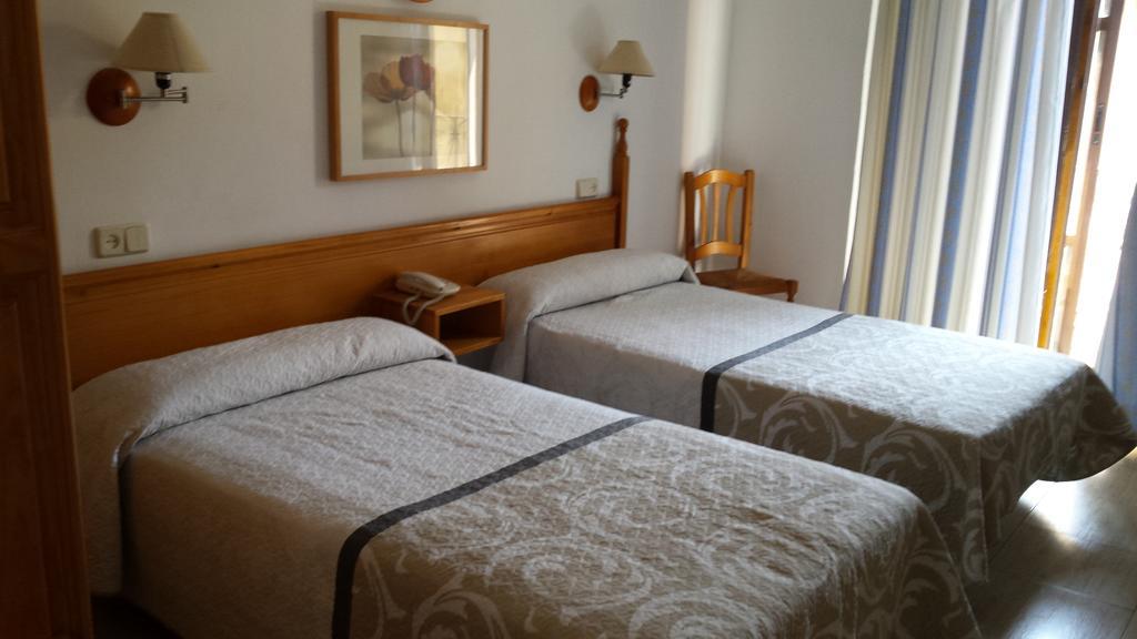 Hostal Centro Толедо Екстериор снимка