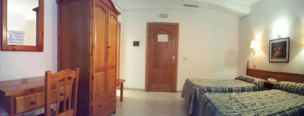 Hostal Centro Толедо Екстериор снимка