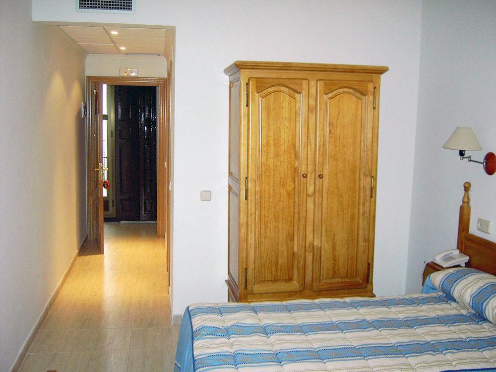 Hostal Centro Толедо Екстериор снимка